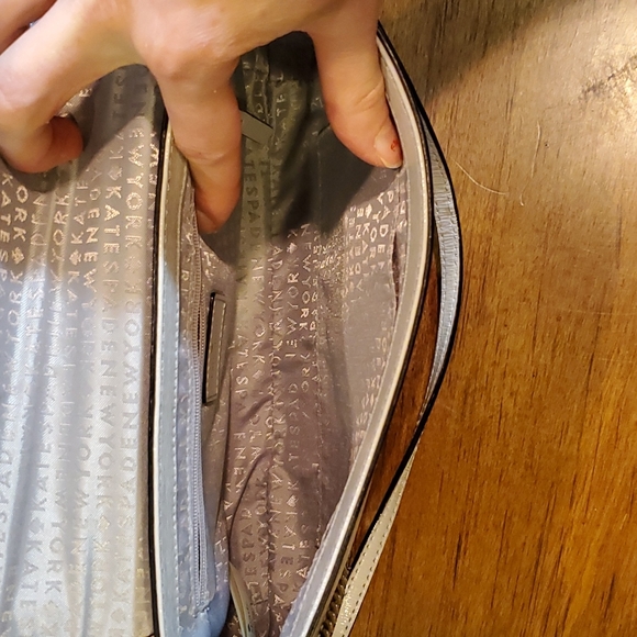 Like NEW Kate Spade Classy, Convertible bag - Picture 10 of 12